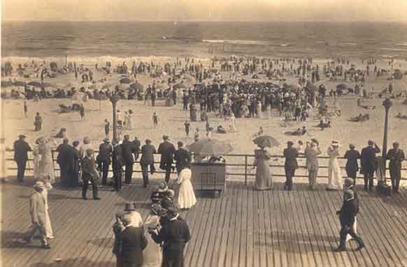 Beach and Boardwalk, circa 1910