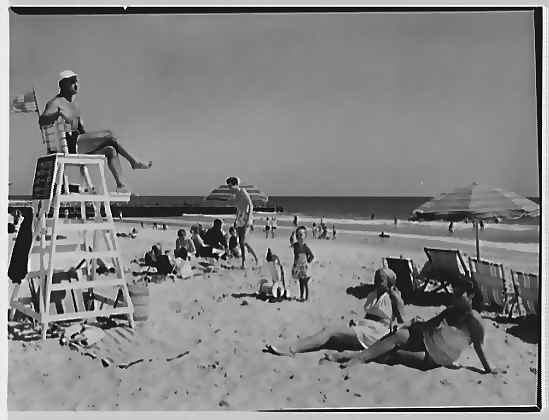 The Surf Club, 1947